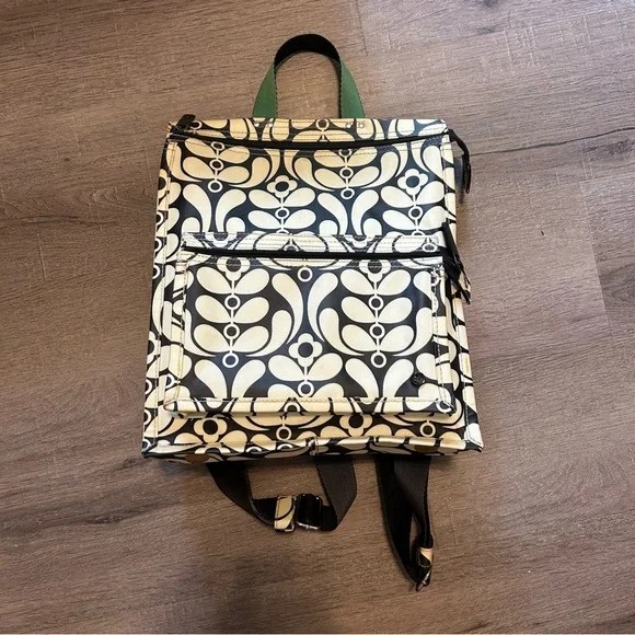 RARE! Orla Kiely Vintage Black and Cream Floral Backpack - Picture 1 of 14
